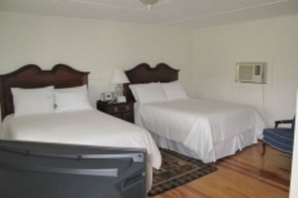 Baits Motel (Searsport)